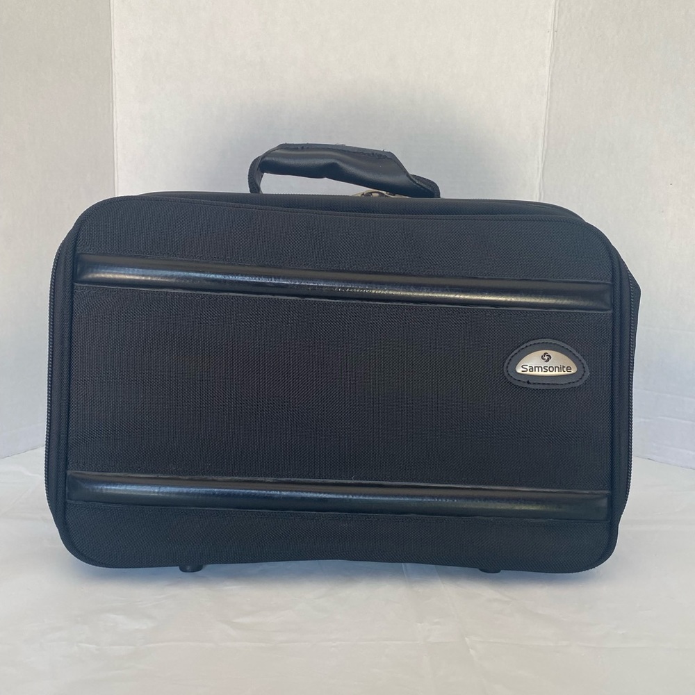Samsonite Travel Luggage Bag